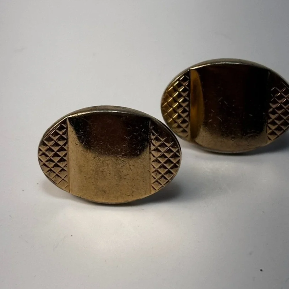 Vintage Cuff Links Gold Tone Oval‎